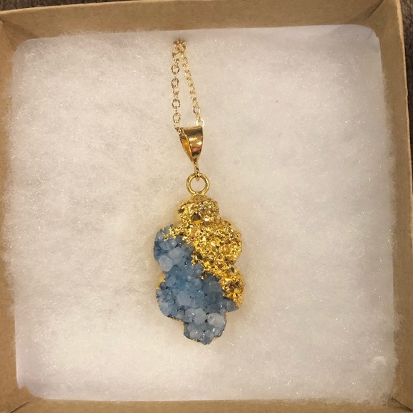 Handcrafted Gold Crystal Quartz Necklace - Picture 2 of 4